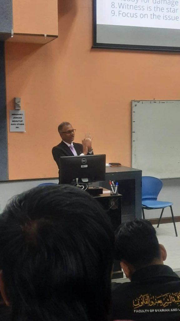 Guest lecture on trial advocacy and witness examination at Universiti Sains Islam Malaysia by legal practitioner.