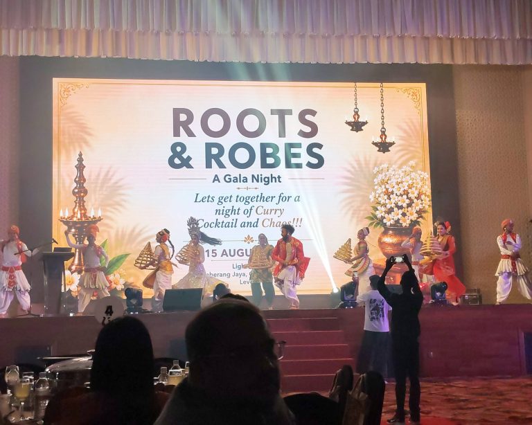 Roots & Robes 2026